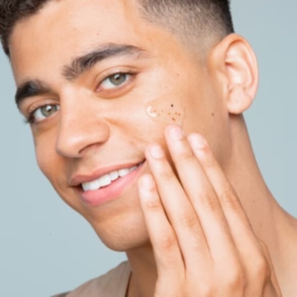 C'est Moi Refreshing Papaya & Strawberry Seed Facial Mask - Picture 4 of 5